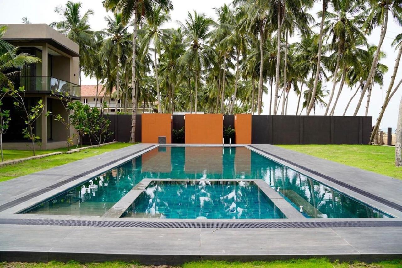 Soluna Beach Resort Marawila Exterior foto